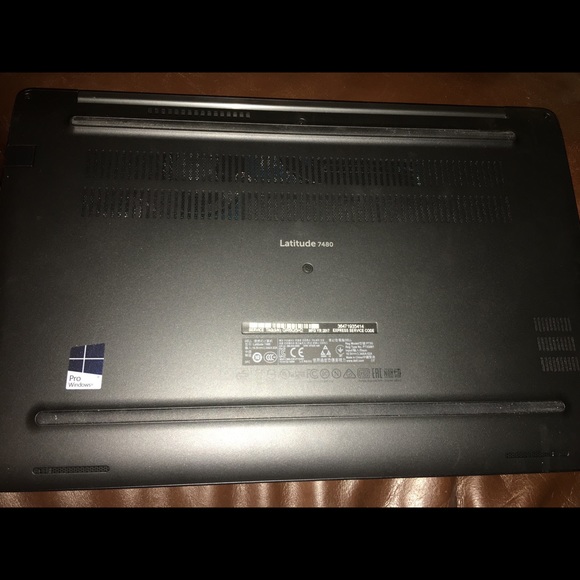 Brand new dell laptop - Picture 3 of 4